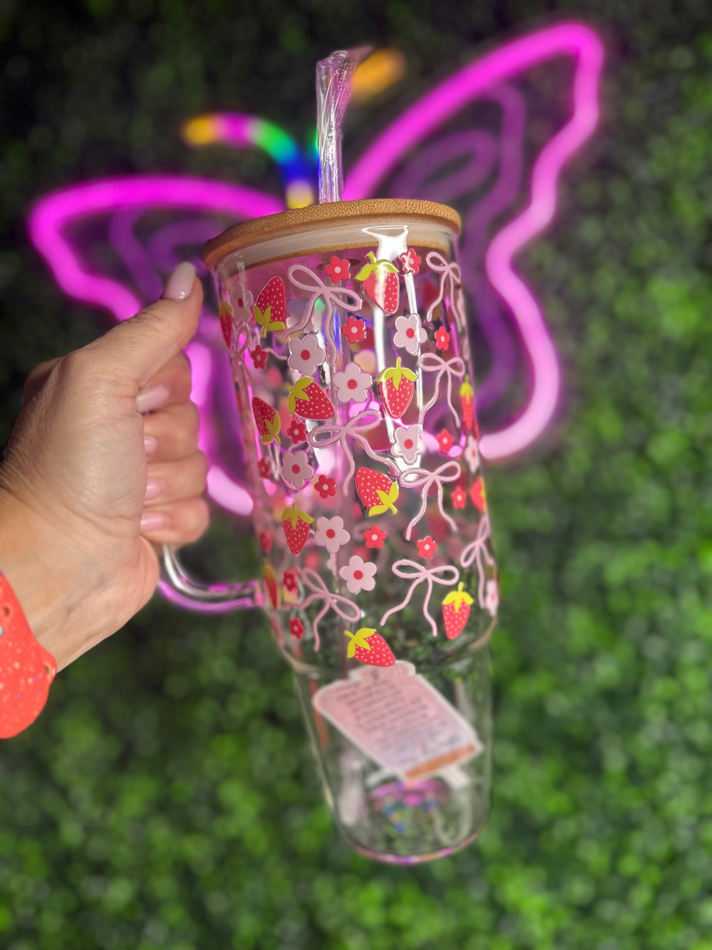 Strawberries & Bows 40oz glass cup with lid & straw