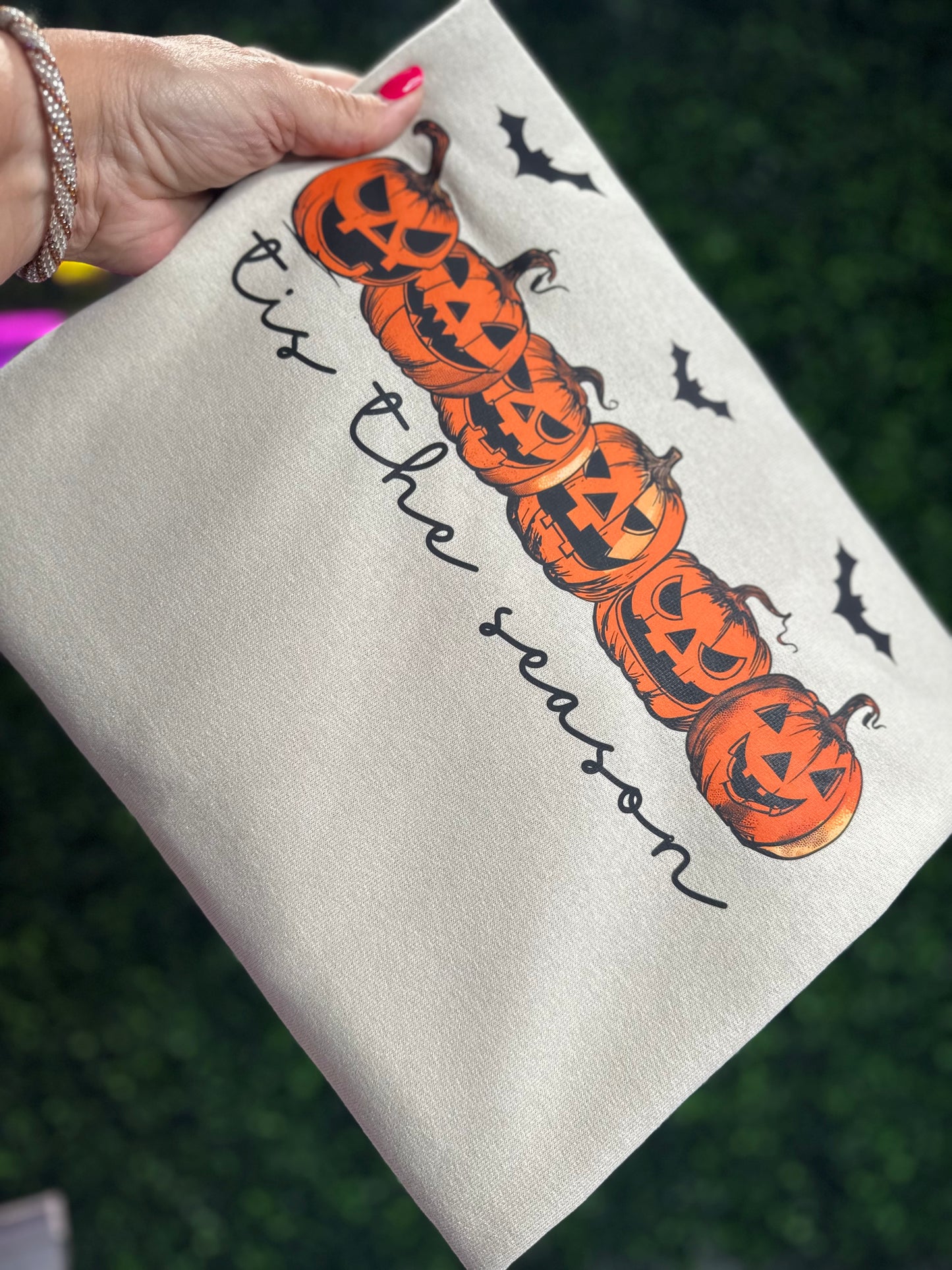 Tis’ the season Halloween pumpkin face sweatshirt