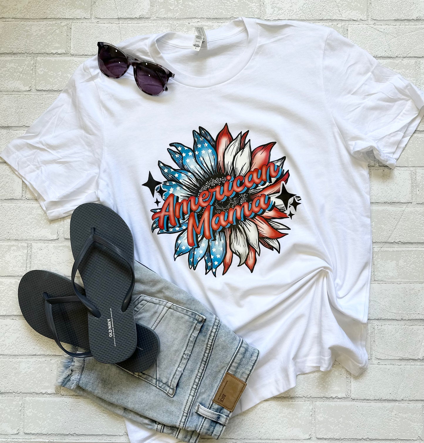 America Mama Tee - Willow Love Bug Designs