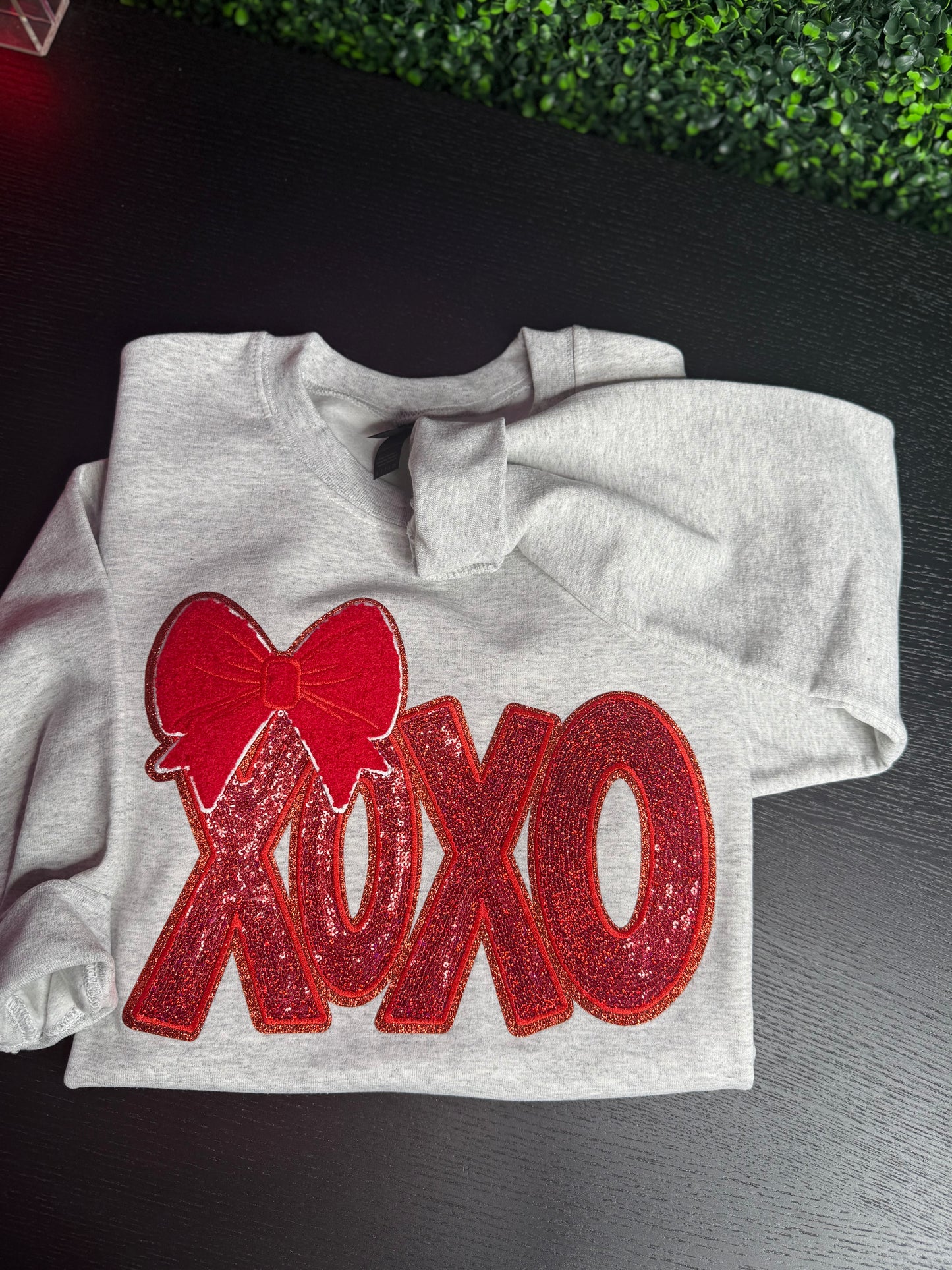 XOXO Bow Sequins patch valentines Day Crewneck Sweatshirt