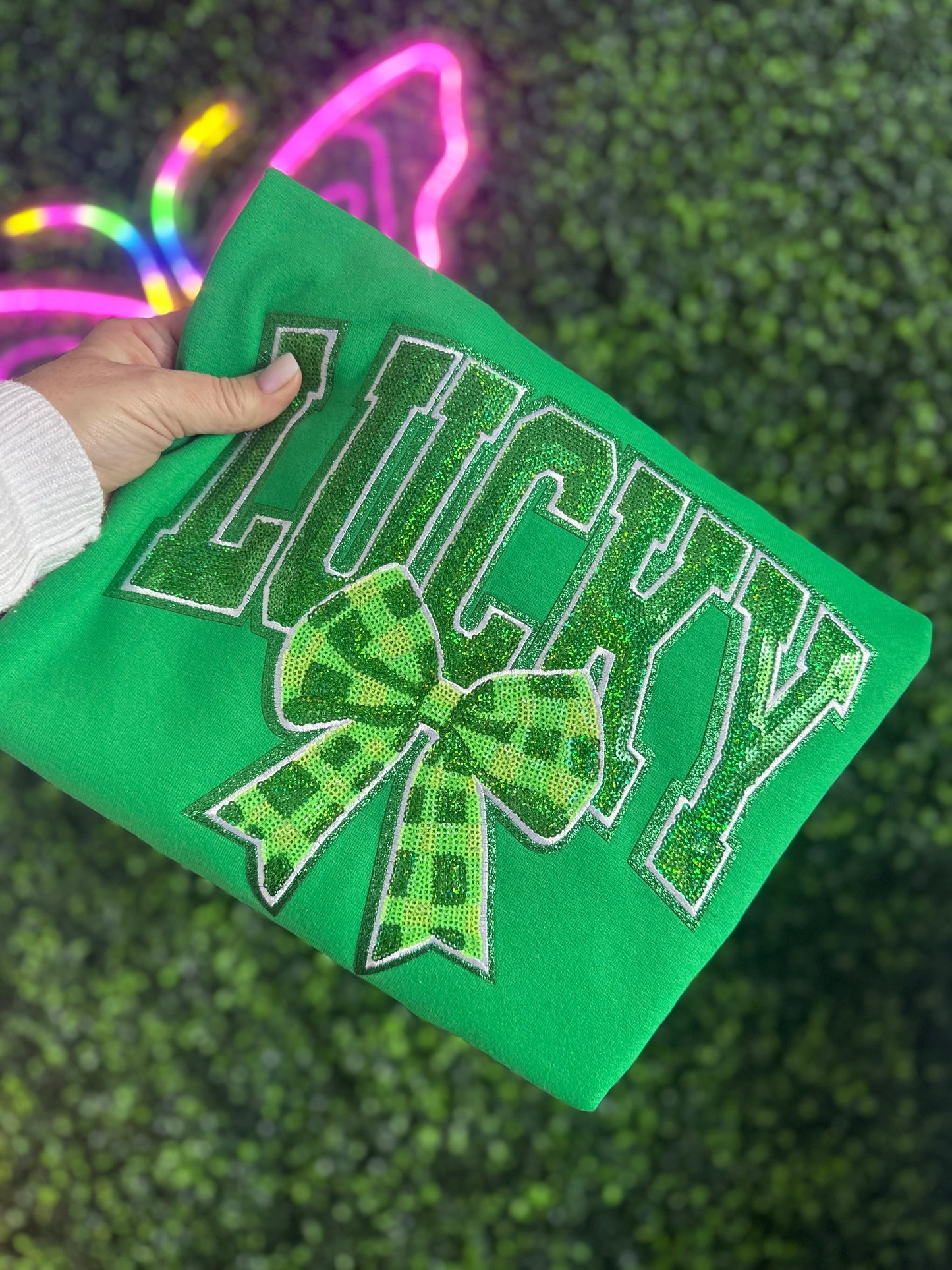 LUCKY Sequins Patch St.Patrick’s Day Sweatshirt