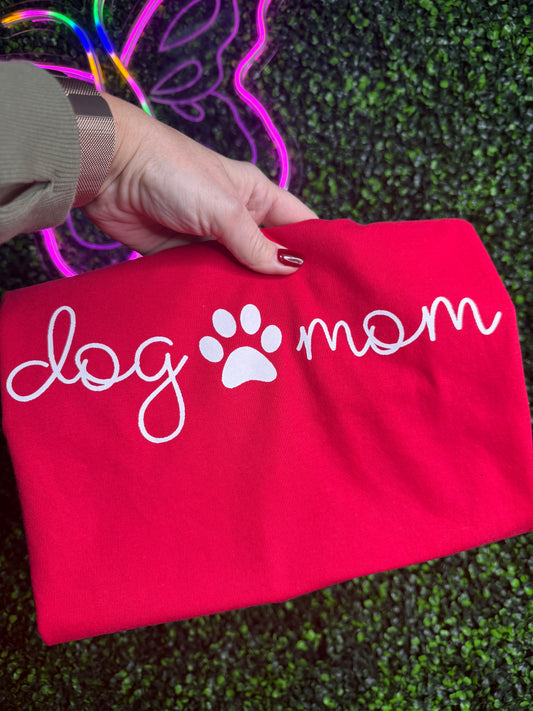 Dog MOM Comfort Colors Tee