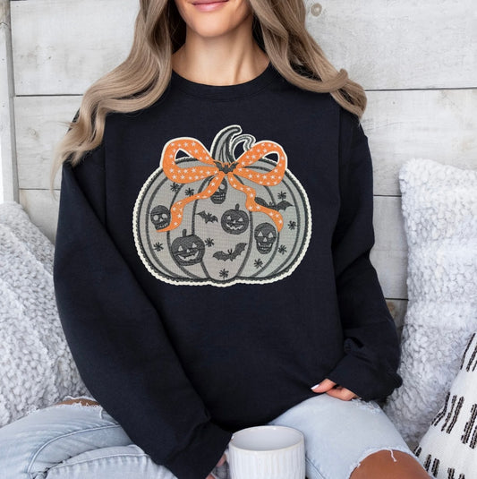 Chenille Patch Lace Pumpkin Crewneck Sweatshirt