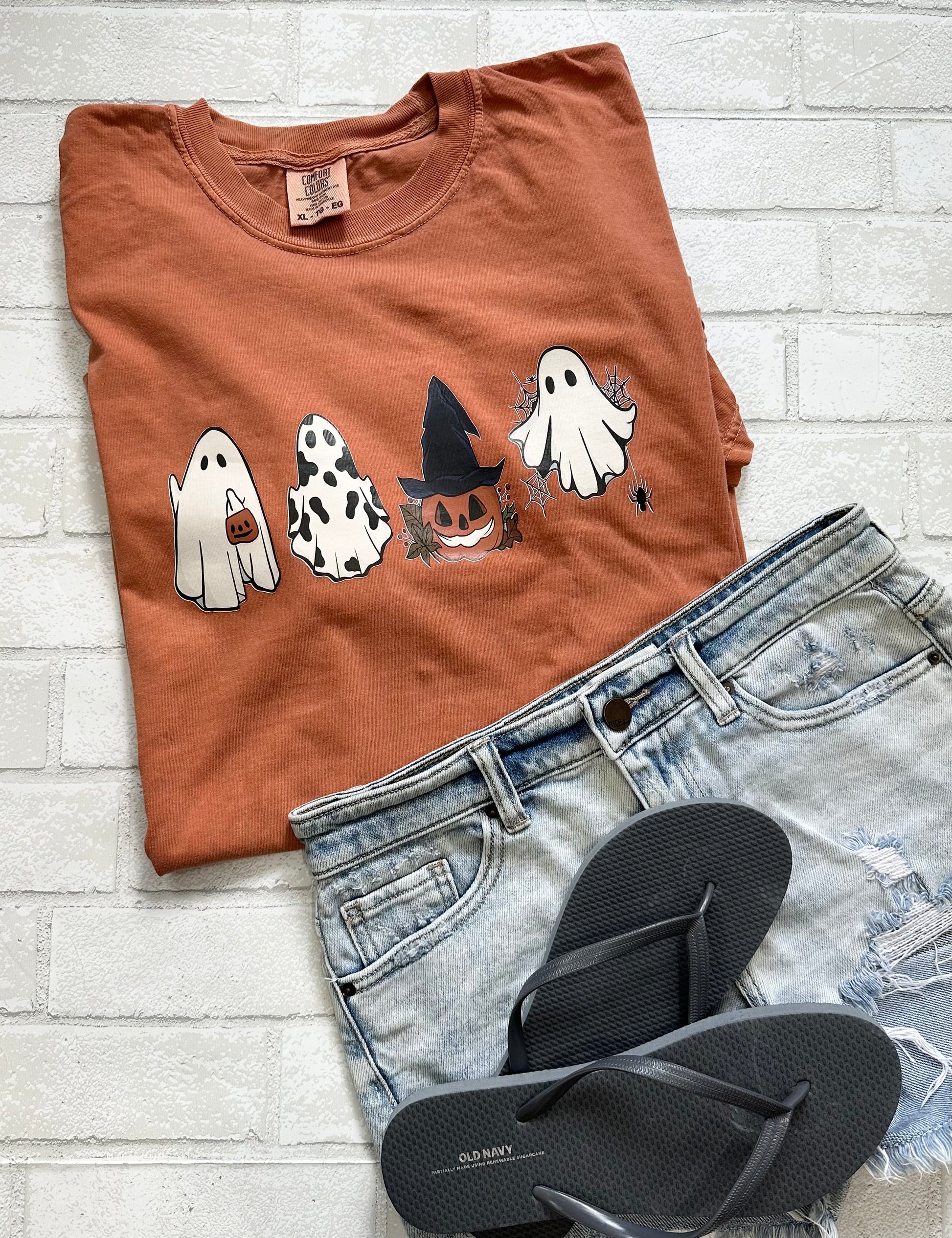 Western Ghost Friends Comfort Colors T-Shirt - Willow Love Bug Designs 